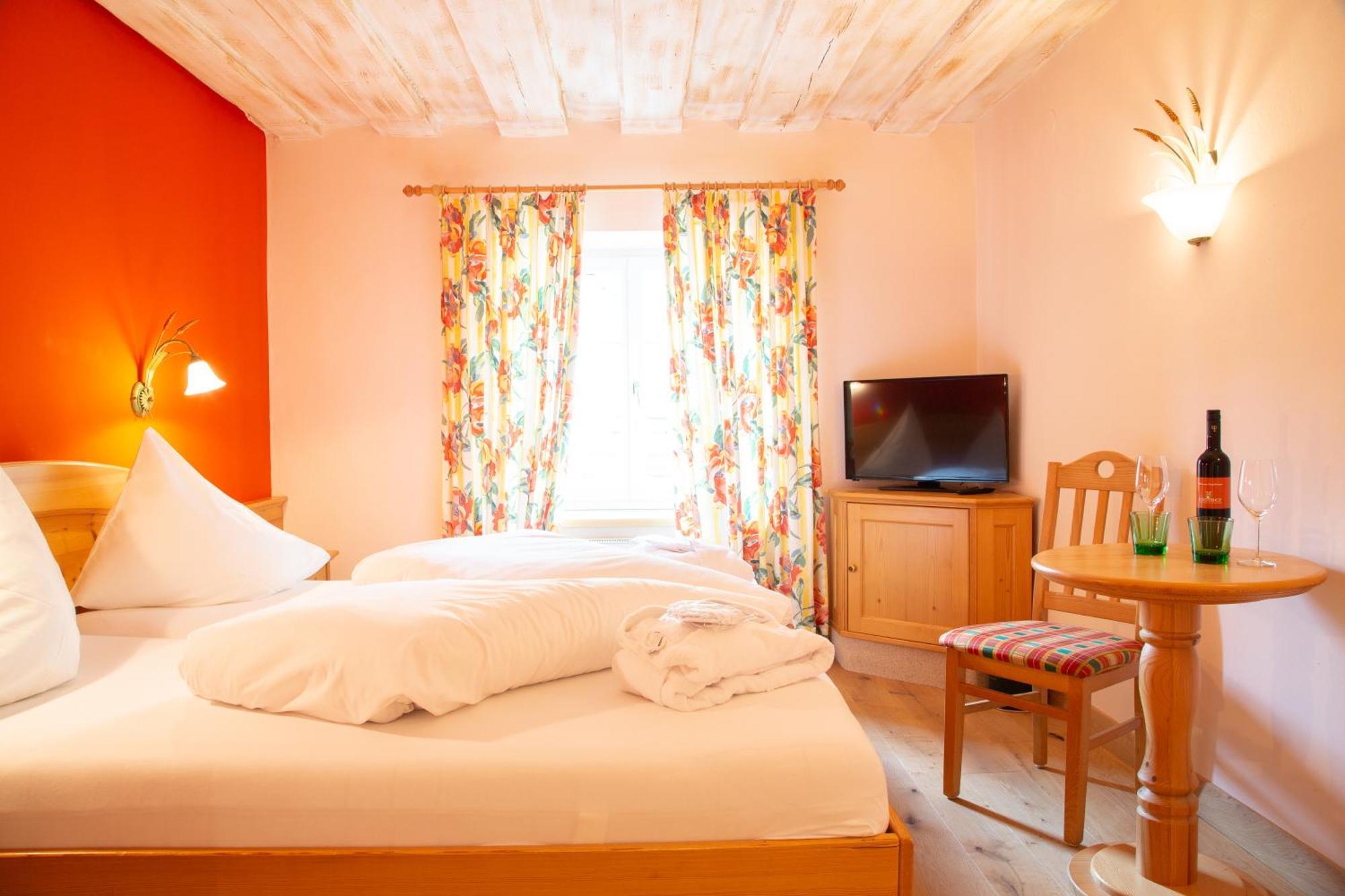 Saint Wolfgang Hotel Foersterhof Lebe Pur, Geniesse Den Tag מראה חיצוני תמונה
